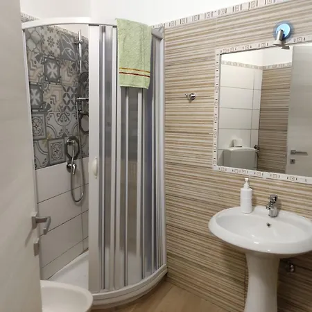 住宿加早餐酒店 - Day Use One