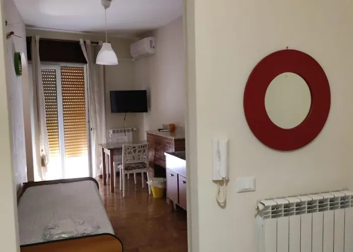 - Day Use One Bed and Breakfast Polla